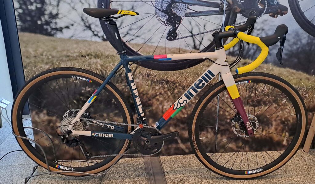 Targi rowerowe Bike Expo - stoisko Cinelli