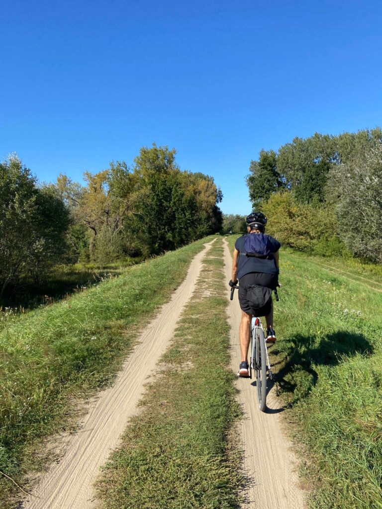 Trasy rowerowe Warszawa - wał wiślany